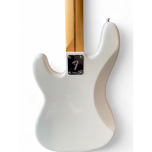 Used Fender Player Precision Bass Alpine White Electric Bass Guitar