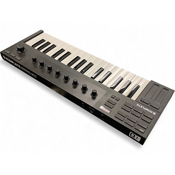 Used Native Instruments Komplete Kontrol M32 MIDI Controller