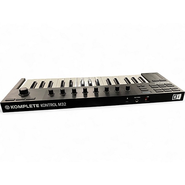 Used Native Instruments Komplete Kontrol M32 MIDI Controller