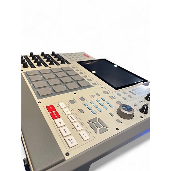 Used Akai Professional MPCXSE Production Controller