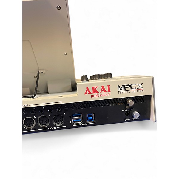 Used Akai Professional MPCXSE Production Controller