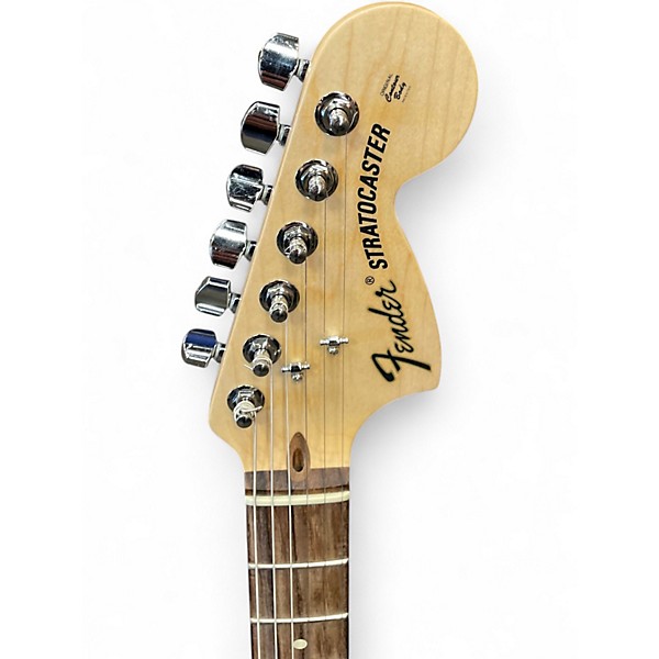 Used 2008 Fender Highway One Stratocaster HSS 3 Tone Sunburst Solid Body Electric Guitar