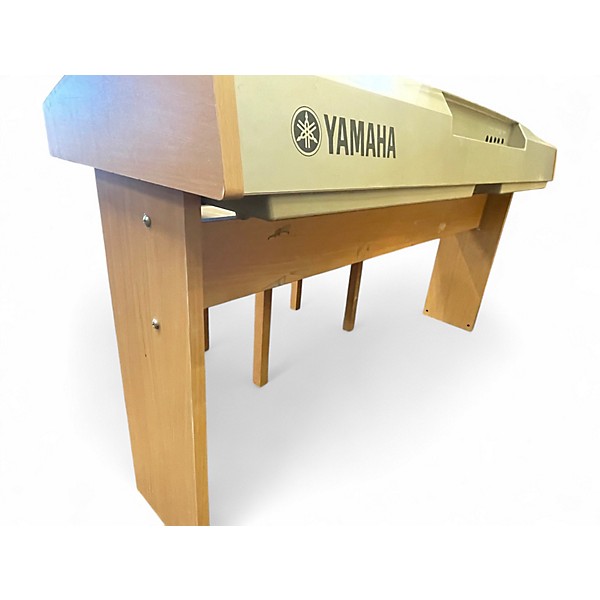 Used Yamaha dgx500 Keyboard Workstation