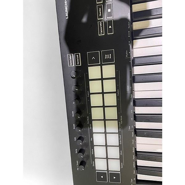 Used Novation Launchkey 25 Key MIDI Controller