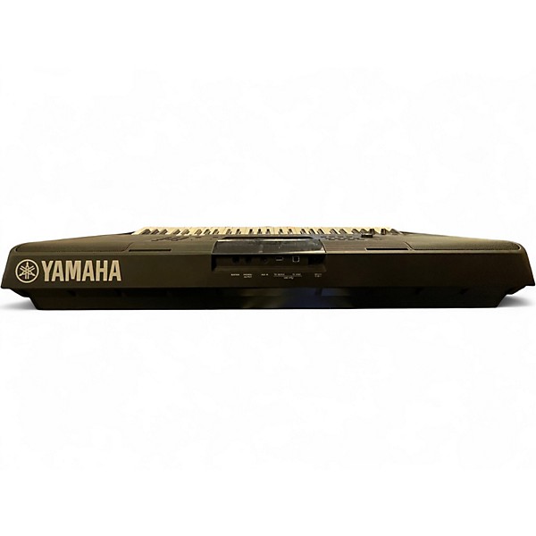Used Yamaha PSRE463 61 key Portable Keyboard