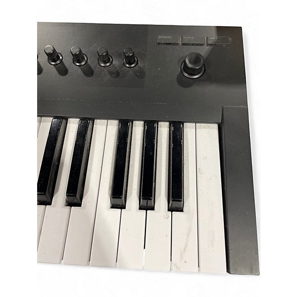 Used Native Instruments Komplete Kontrol A25 MIDI Controller