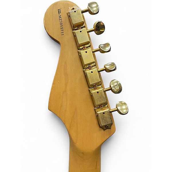 Used 2004 Fender Deluxe Super Stratocaster Honey Blonde Solid Body Electric Guitar