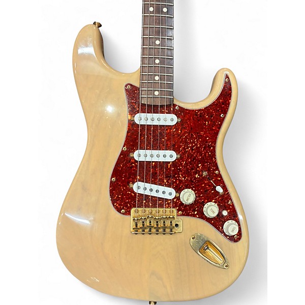 Used Fender Deluxe Super Stratocaster Natural Solid Body Electric Guitar
