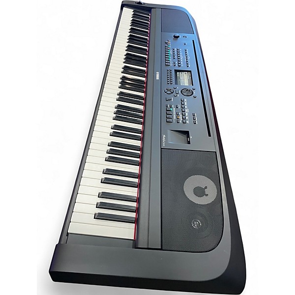 Used Yamaha DGX-670x Keyboard Stage Piano