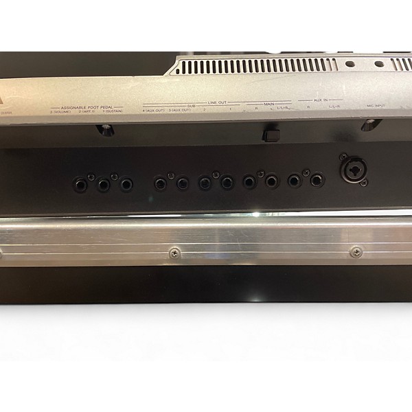 Used Yamaha Tyros 5 76 Key Arranger Keyboard