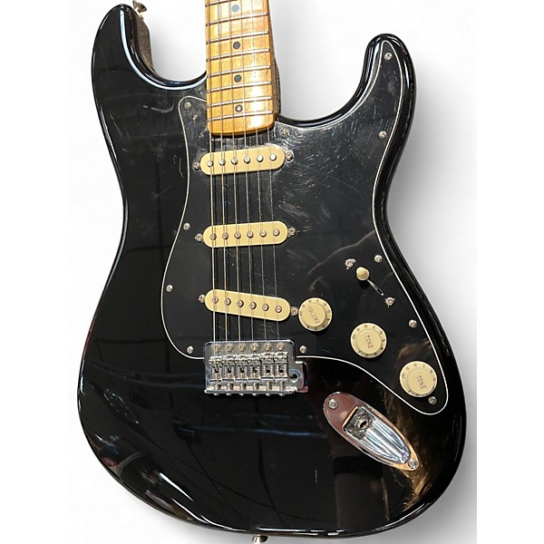 Used Fender Player Stratocaster Black Solid Body Electric Guitar