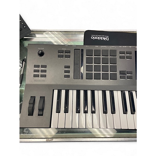 Used Akai Professional MPC Key 61 Keyboard Workstation