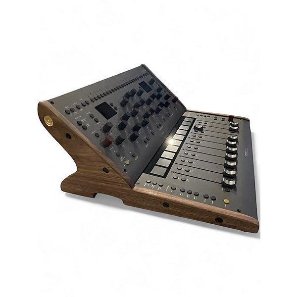 Used Softube CONSOLE 1 CHANNEL AND FADER MKIII WITH STAND (SOFTWARE REQUIRED) Control Surface