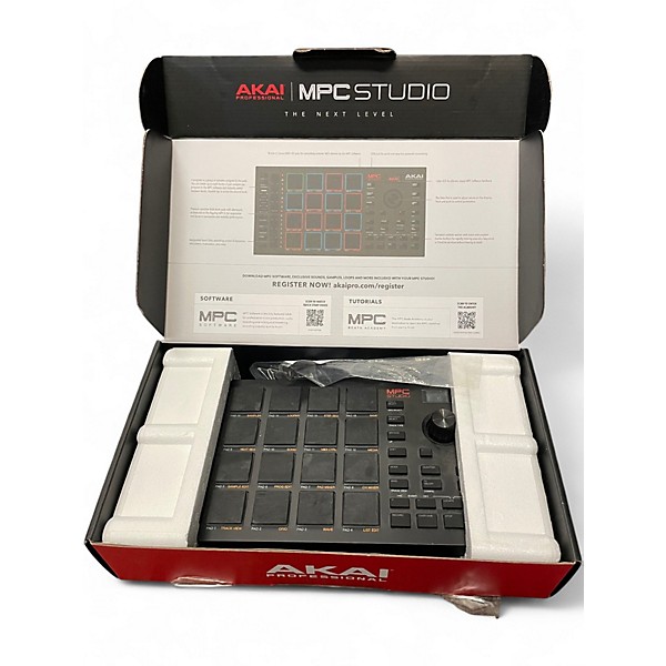 Used Akai Professional MPC STUDIO DJ Controller