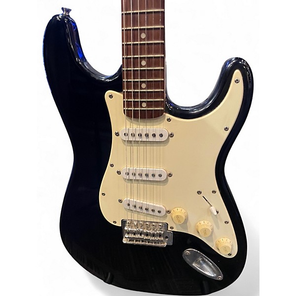 Used 2002 Squier Affinity Stratocaster Black Solid Body Electric Guitar