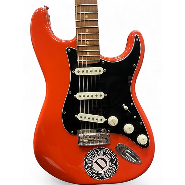Used Fender STRATOCASTER Fiesta Red Solid Body Electric Guitar