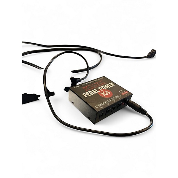 Used Voodoo Lab PEDAL POWER X4 Power Supply