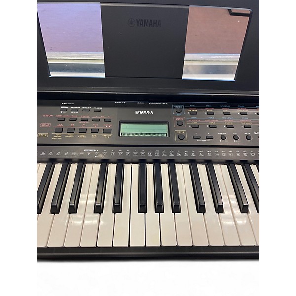 Used Yamaha PSR-E273 Portable Keyboard