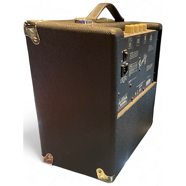 Used Fender Rumble 15 15W 1X8 Bass Combo Amp