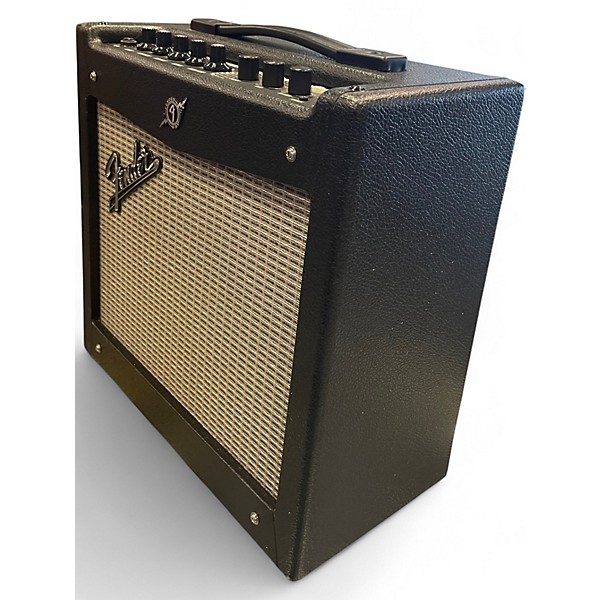 Used Fender Mustang I V2 20W 1X8 Guitar Combo Amp