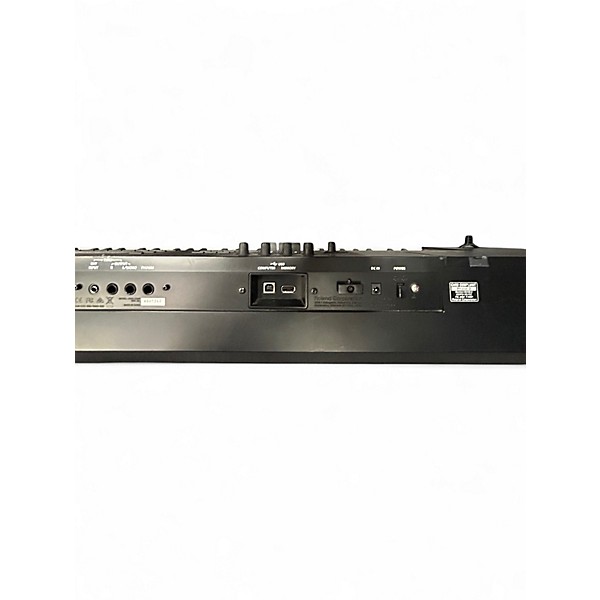 Used Roland juno ds 88 Keyboard Workstation