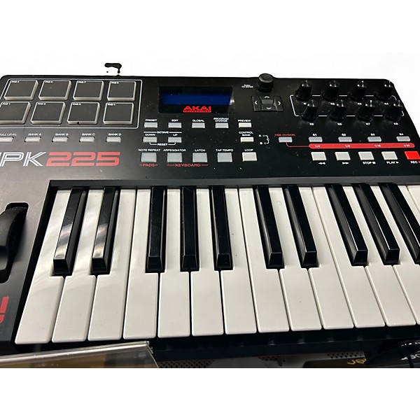 Used Akai Professional MPK225 25-Key MIDI Controller
