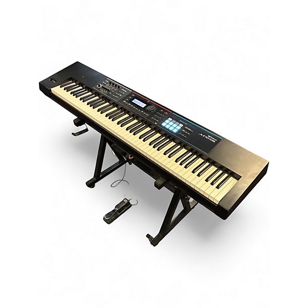Used Roland JUNO DS88 Keyboard Workstation