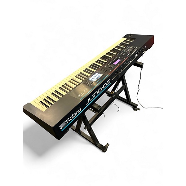 Used Roland JUNO DS88 Keyboard Workstation