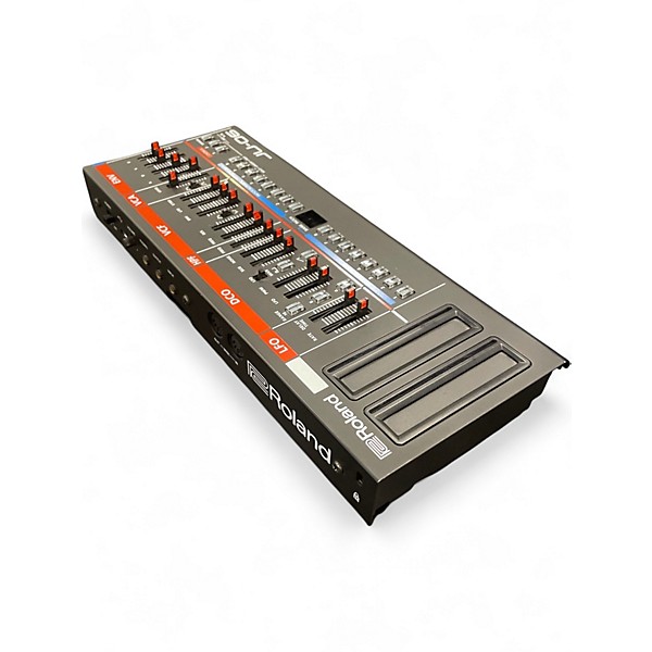 Used Roland JU-06 Synthesizer
