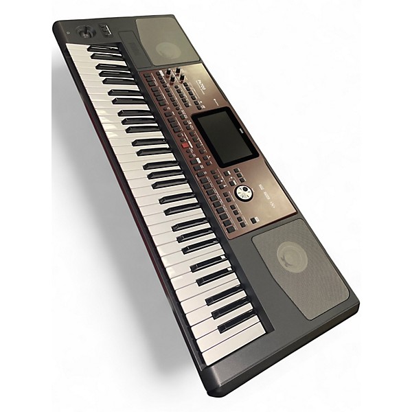 Used KORG PA 700 Keyboard Workstation