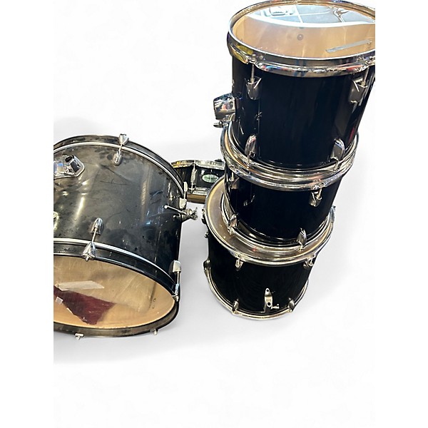 Used Starcaster by Fender 5 Piece DRUM KIT Black Drum Kit