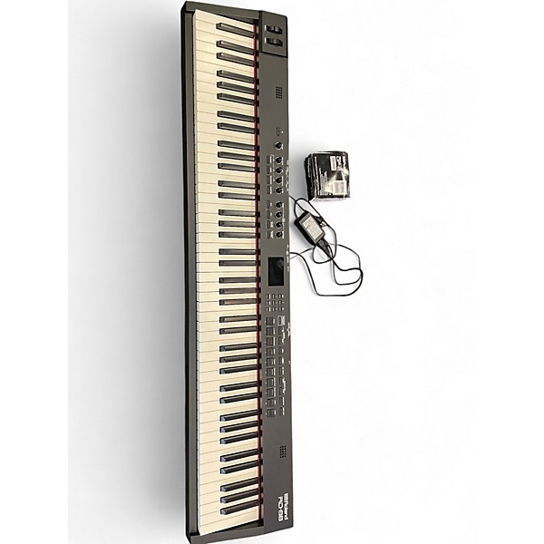 Used Roland RD88 Keyboard Workstation