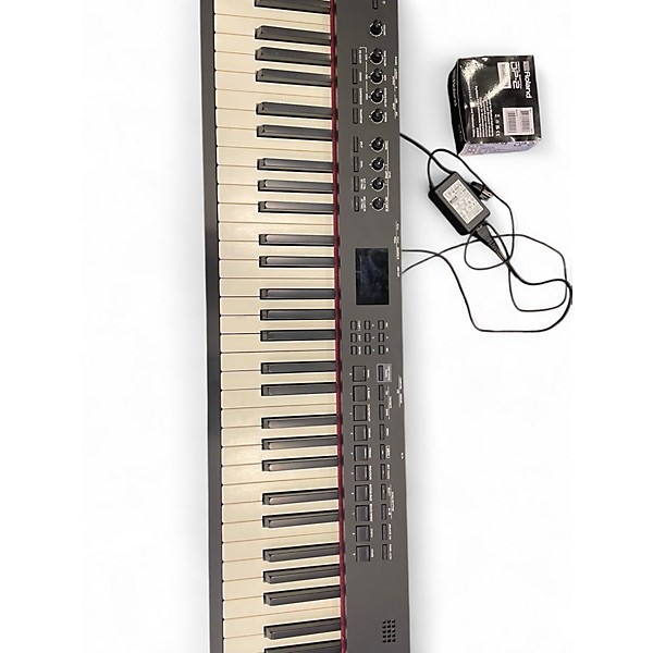 Used Roland RD88 Keyboard Workstation