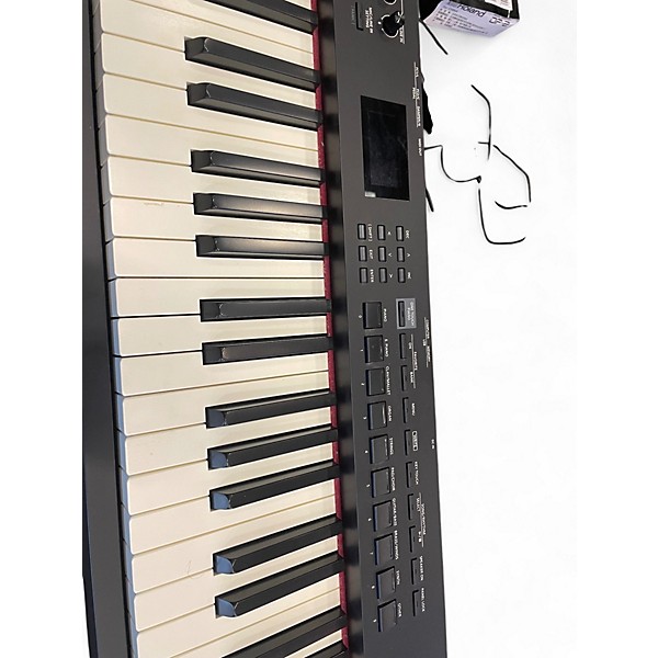 Used Roland RD88 Keyboard Workstation