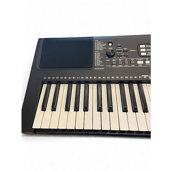 Used Yamaha PSRE363 61 Key Portable Keyboard