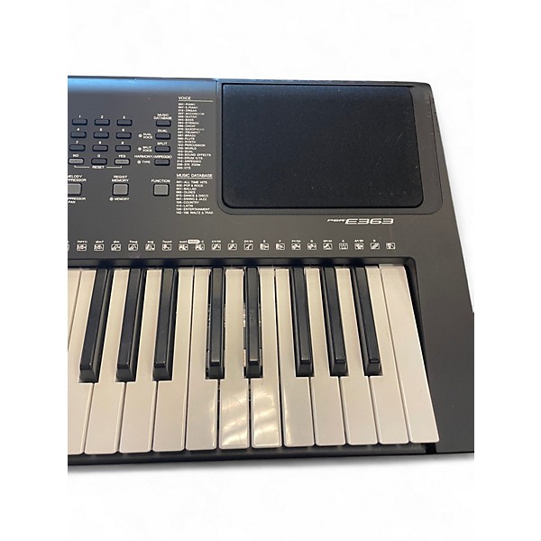 Used Yamaha PSRE363 61 Key Portable Keyboard