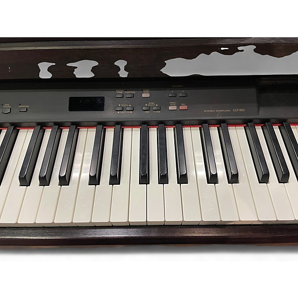 Used Yamaha CLP-820 Digital Piano