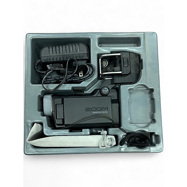 Used Zoom Q8