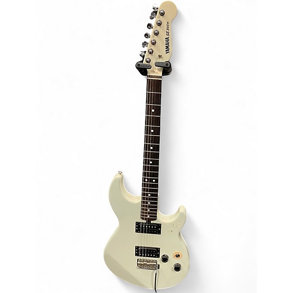 Used Yamaha SE300H White Solid Body Electric Guitar
