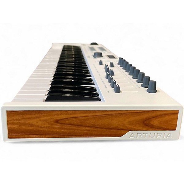 Used Arturia Keylab Essential 61 MIDI Controller
