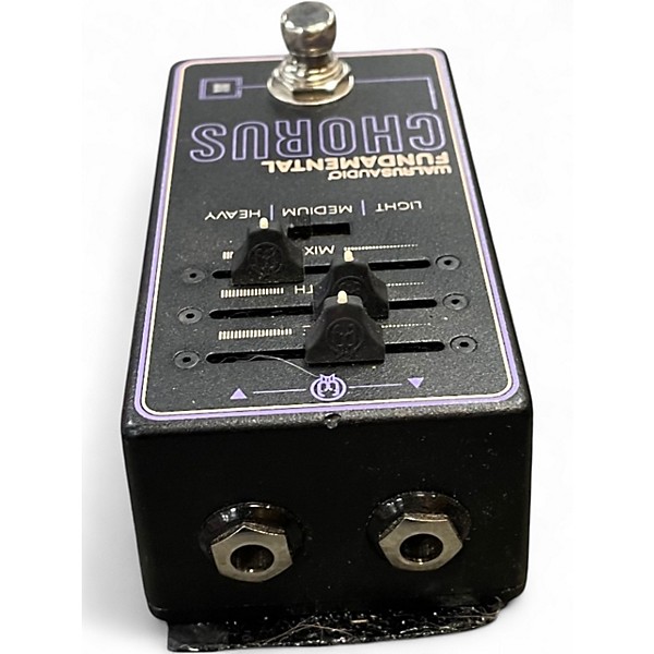 Used Walrus Audio FUNDAMENTAL CHORUS Effect Pedal