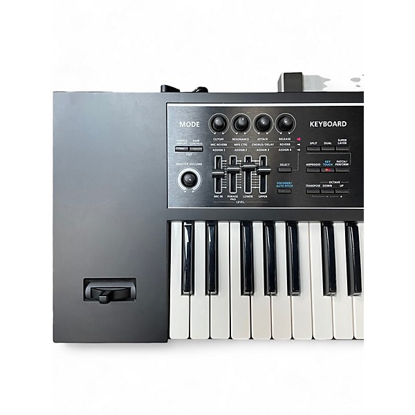 Used Roland Fantom 06 Keyboard Workstation