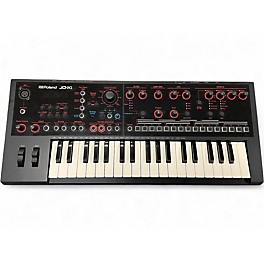Used Roland JDXI Synthesizer