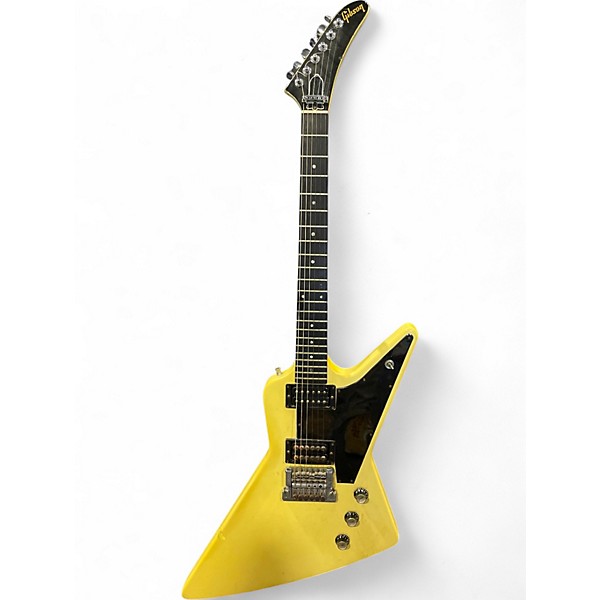 Vintage 1983 Gibson Explorer Alpine White Solid Body Electric Guitar