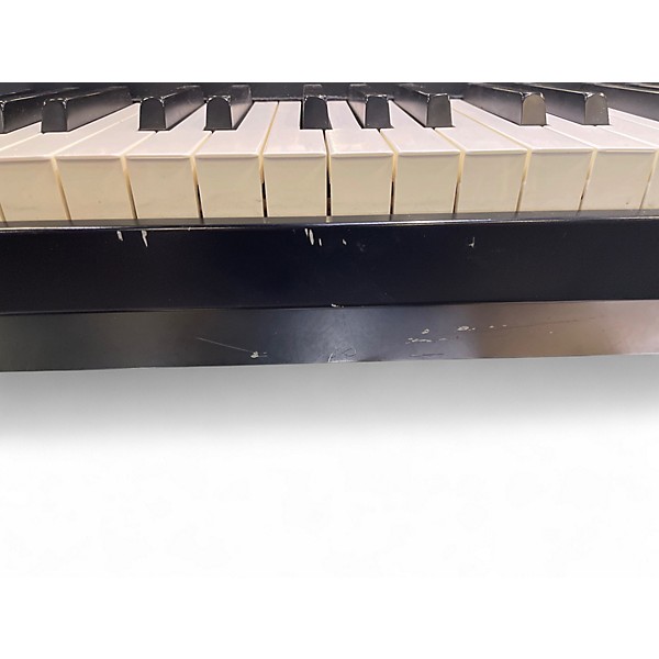 Used Roland JUNO-DS88 Synthesizer