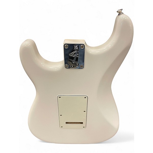 Used 2022 Fender Player Stratocaster Polar White Solid Body Electric Guitar