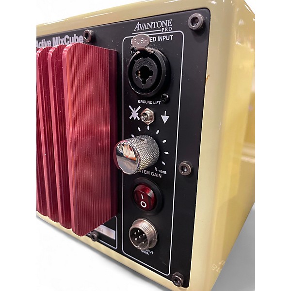 Used Avantone Mixcube Pair Powered Monitor