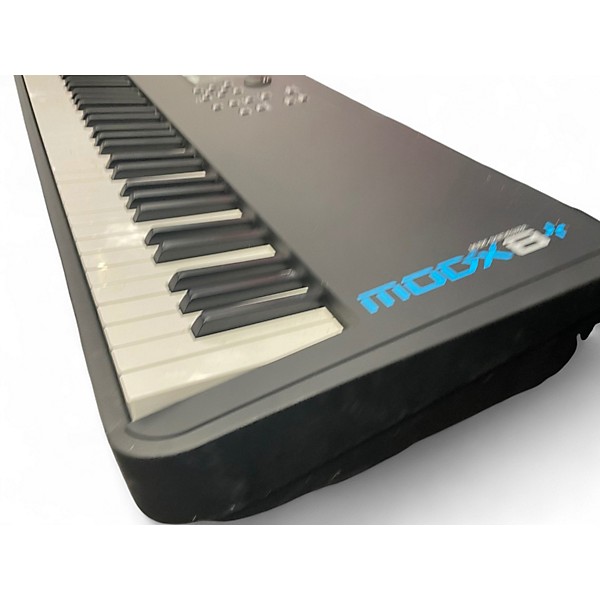 Used Yamaha MOD8X Keyboard Workstation