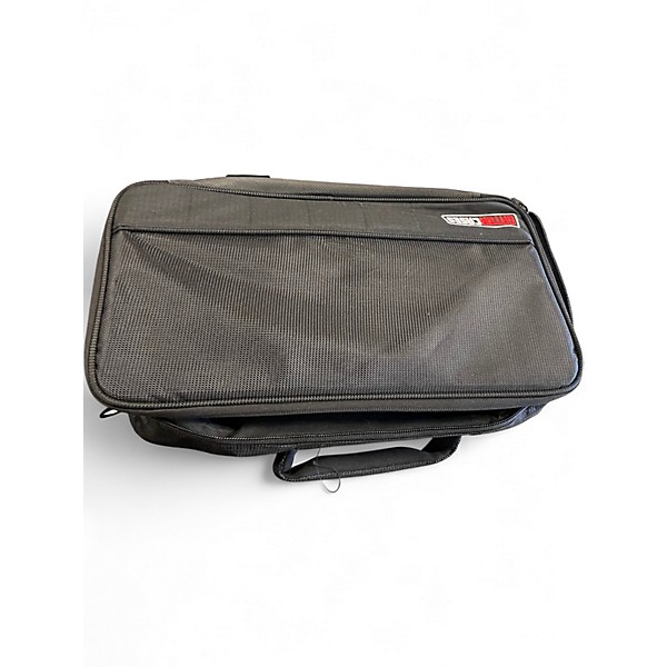 Used Gator Aluminum Pedalboard - Small With Bag Black Pedal Board