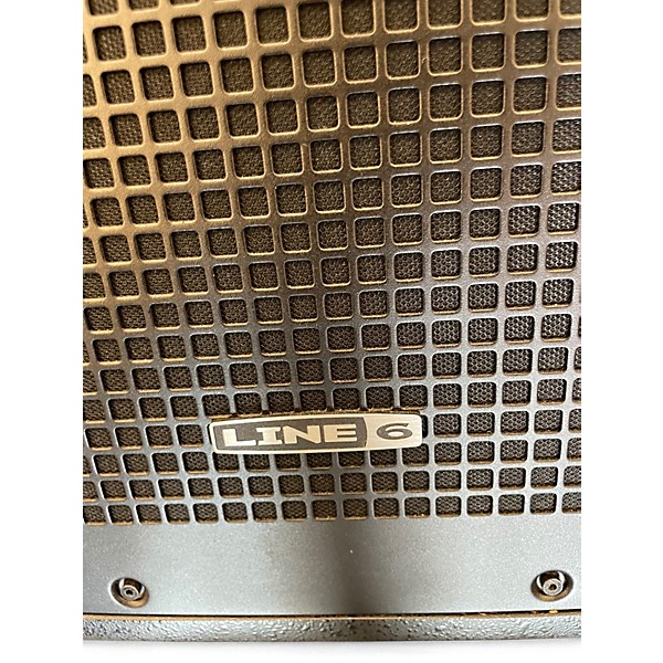 Used Line 6 stage source l3s Powered Speaker